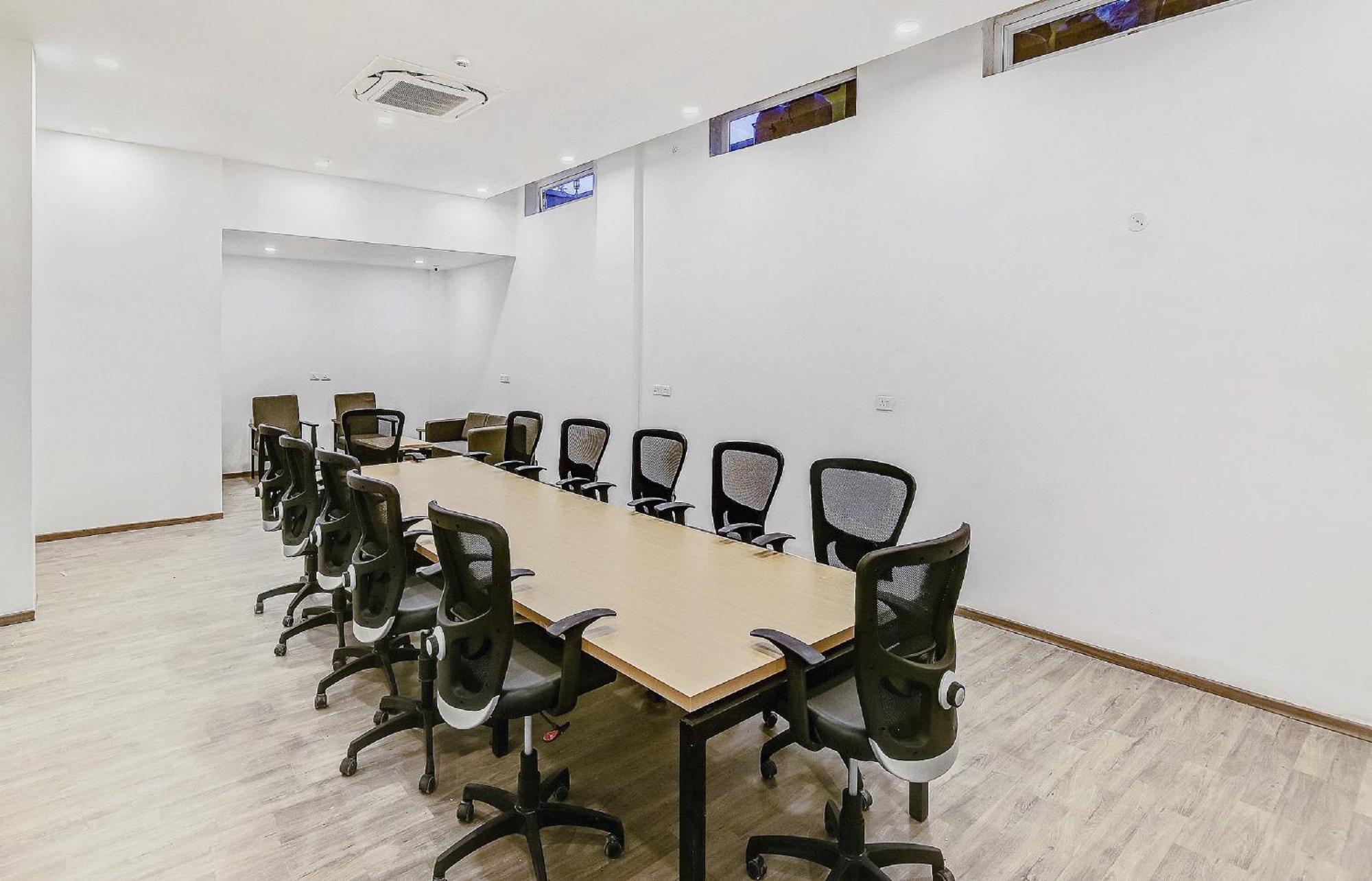 Townhouse Knowledge Park ||| Near Sharda University Greater Noida Εξωτερικό φωτογραφία